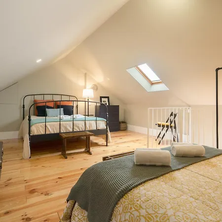 Host Wise - Modern Design Duplex W Balcony Oporto