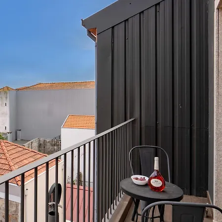 Host Wise - Modern Design Duplex W Balcony ポルト