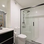 Host Wise - Modern Design Duplex W Balcony Πόρτο