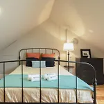Host Wise - Modern Design Duplex W Balcony
