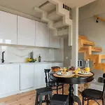 Host Wise - Modern Design Duplex W Balcony Διαμέρισμα Πόρτο