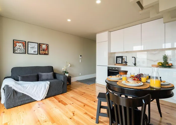 Host Wise - Modern Design Duplex W Balcony Διαμέρισμα *