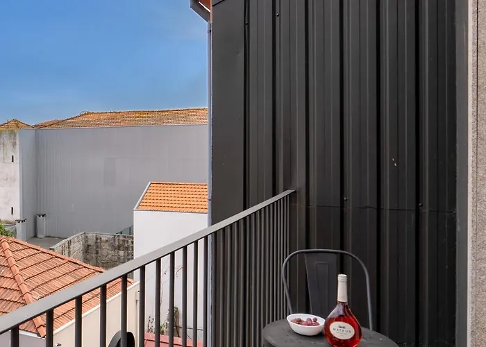 Host Wise - Modern Design Duplex W Balcony Πόρτο