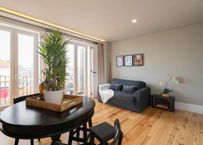 Апартаменты Host Wise - Modern Design Duplex W Balcony Порту