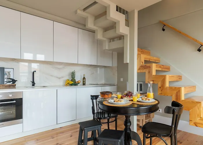 Host Wise - Modern Design Duplex W Balcony Апартаменты Порту